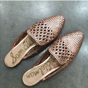 Sam Edelman Navya Slides Metallic Rose Gold